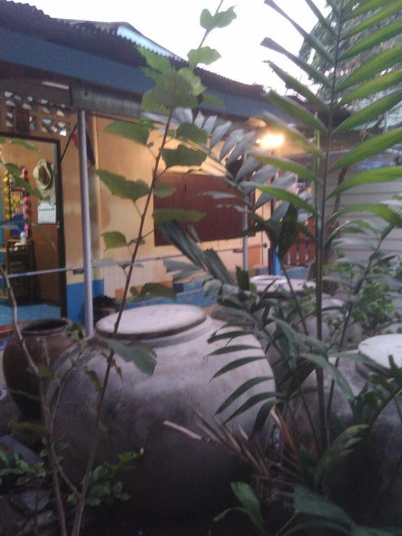 Patchaya Guesthouse Amphawa Zewnętrze zdjęcie