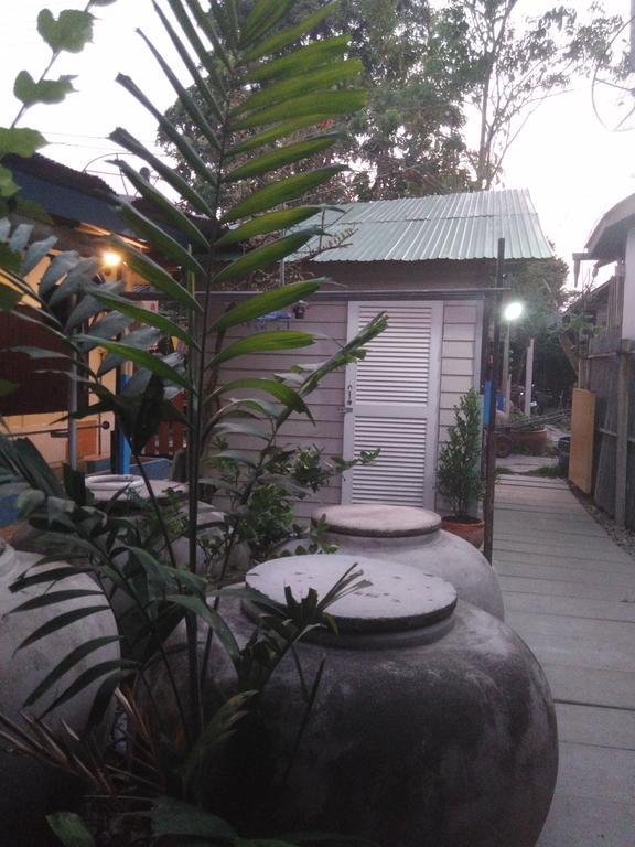 Patchaya Guesthouse Amphawa Zewnętrze zdjęcie